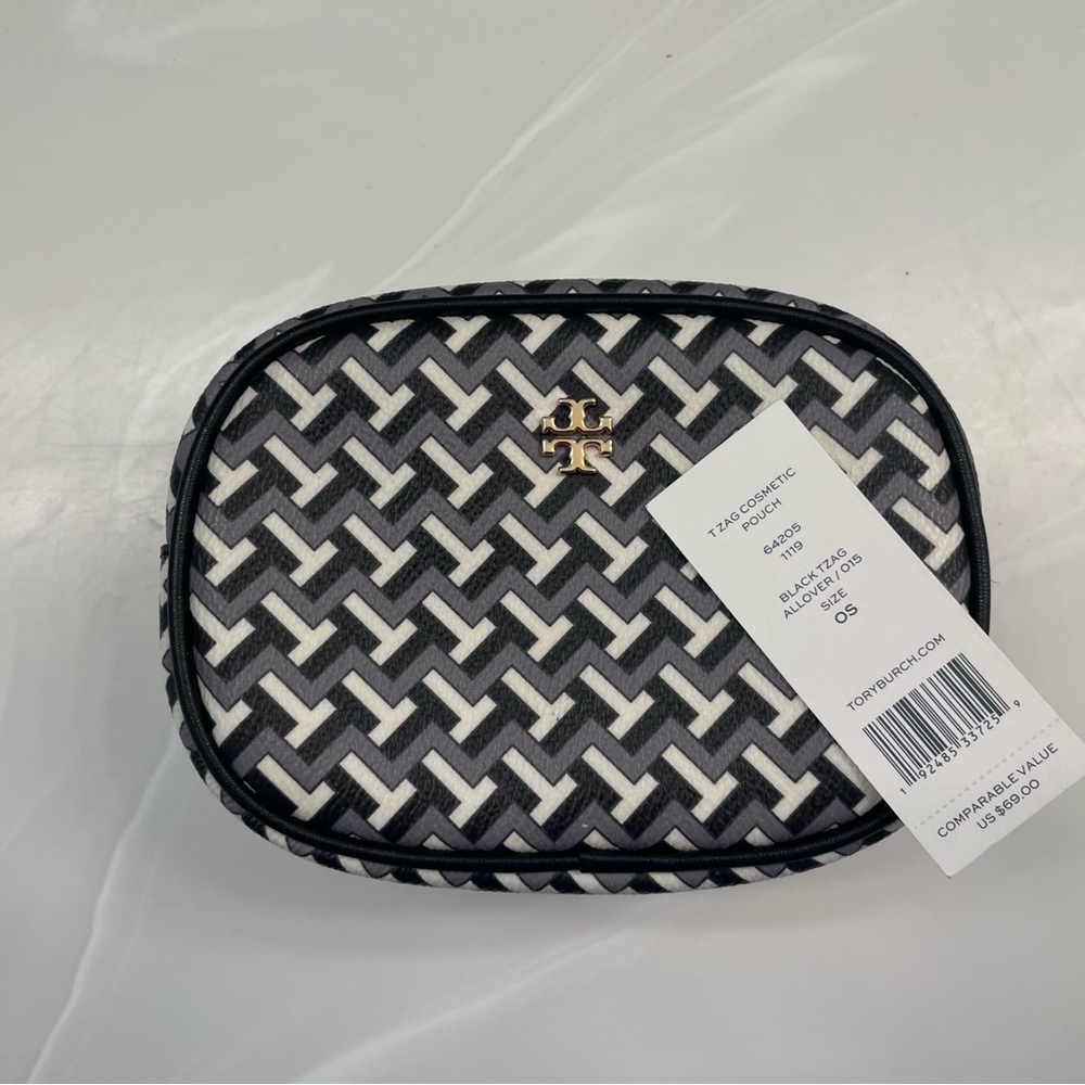NWT Tory Burch Black and White Geometric Cosmetic Case